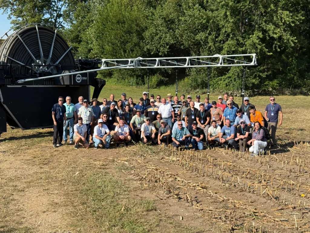 Recorrido agrícola por Estados Unidos con sistemas de riego, cultivos y tecnología vinculada a la producción de maíz
